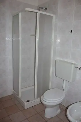 İki Ayrı Yataklı Oda, 2 Tek Kişilik Yatak, Bahçe Manzaralı