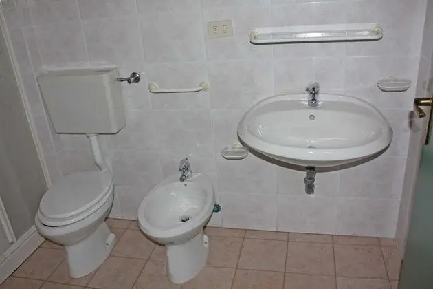 İki Ayrı Yataklı Oda, 2 Tek Kişilik Yatak, Bahçe Manzaralı