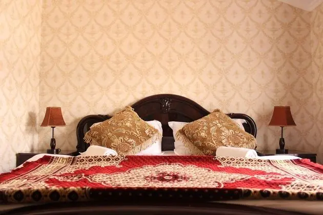 Basic Tek Büyük Yataklı Oda, Şehir Manzaralı