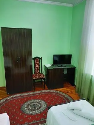 Basic Tek Büyük veya İki Ayrı Yataklı Oda