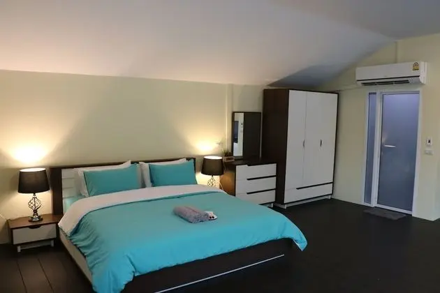The Ozone Riverside Room