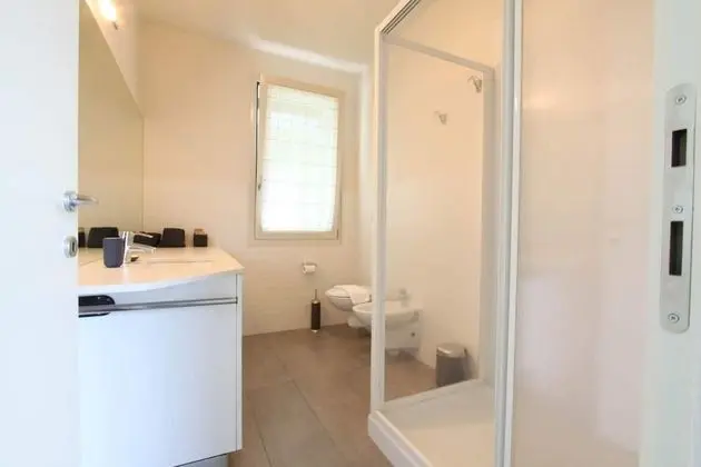 Apart Daire, 1 Büyük (Queen) Boy Yatak ve Çekyat