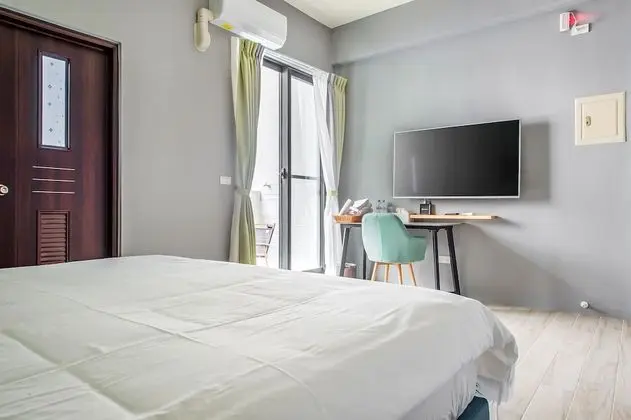 Tek Büyük Yataklı Oda, Balkon