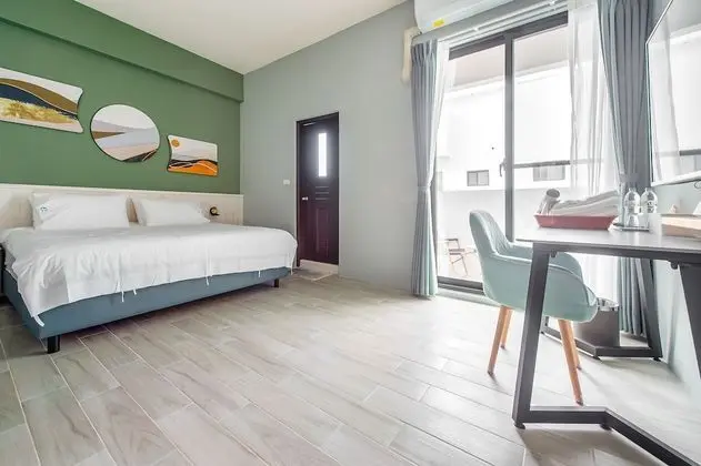 Tek Büyük Yataklı Oda, Balkon