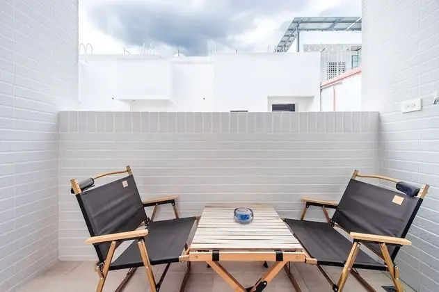 Tek Büyük Yataklı Oda, Balkon