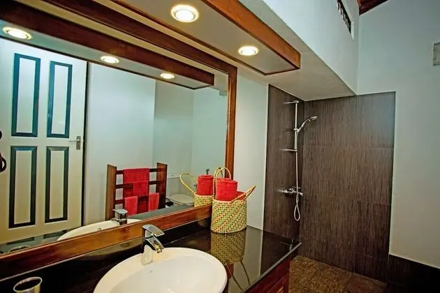 Standard Tek Büyük Yataklı Oda, 1 Çift Kişilik Yatak, Bahçe Manzaralı, Zemin Kat