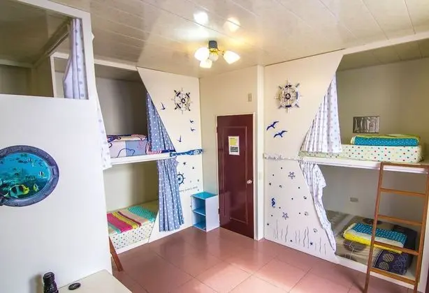 Ortak Ranzalı Oda, Karma Ranzalı Oda, Ortak Banyo, Deniz Manzaralı