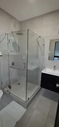 Tek Büyük Yataklı Oda, 2 Çift Kişilik Yatak
