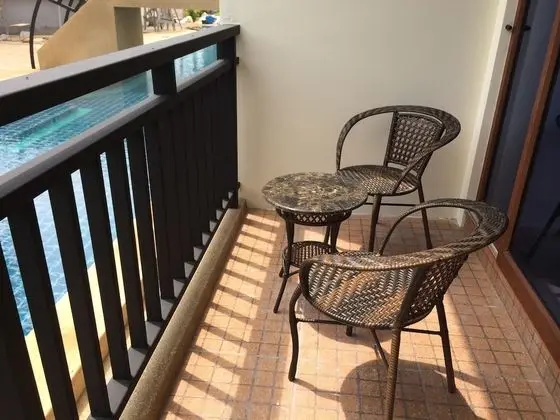 Oda, Havuz Kullanımı (Pool Access Room)
