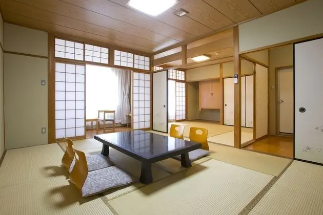 Traditional Oda (Japanese Style, for 8 Guests)