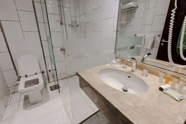 Standard Tek Büyük veya İki Ayrı Yataklı Oda