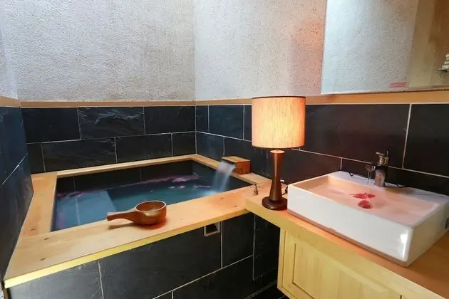 Gallery Dört Kişilik Oda, 2 Çift Kişilik Yatak (Min occupancy 2 people)