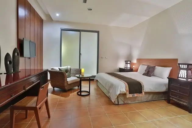 Superior Tek Büyük Yataklı Oda, Şehir Manzaralı (Min occupancy 2 people)