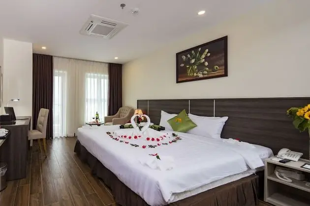 Senior Oda, Balkon, Şehir Manzaralı