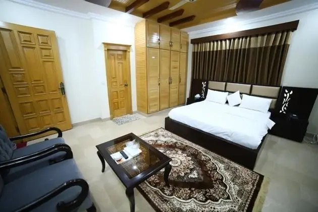 Deluxe Tek Büyük Yataklı Oda