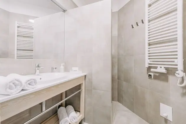 Premium Tek Büyük Yataklı Oda, Şehir Manzaralı