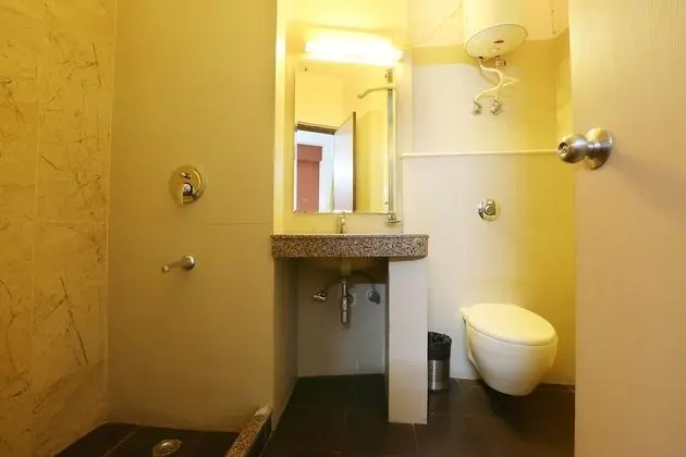 Deluxe Tek Büyük veya İki Ayrı Yataklı Oda, 1 Çift Kişilik Yatak, Sigara İçilebilir