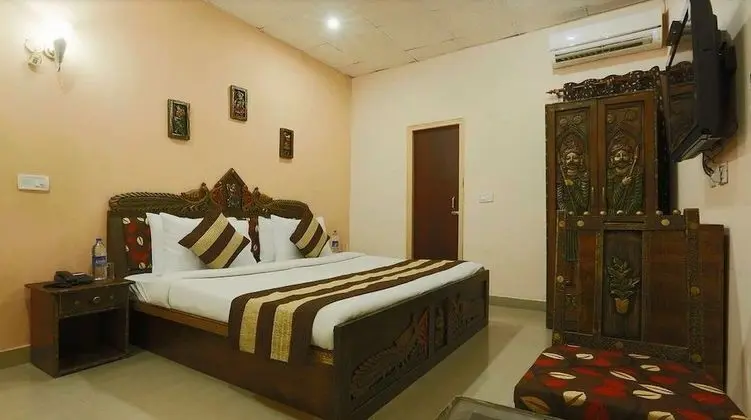 Super Deluxe Room