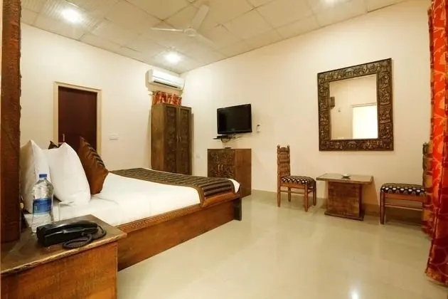 Super Deluxe Room