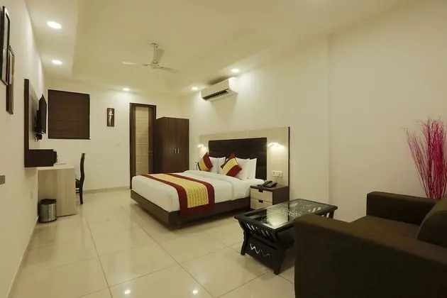 Deluxe Oda, 1 Büyük (Queen) Boy Yatak, Sigara İçilmez