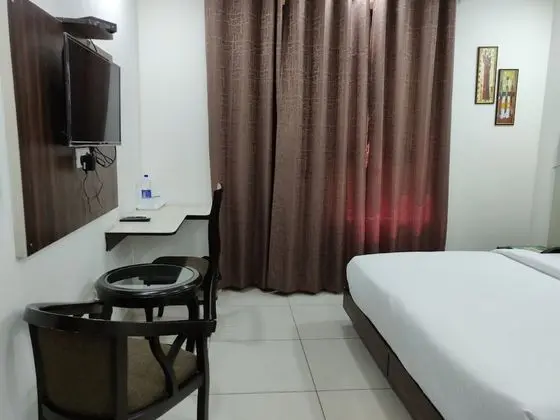 Deluxe Oda, 1 Büyük (Queen) Boy Yatak, Sigara İçilmez