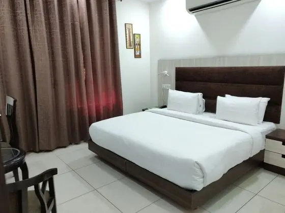 Deluxe Oda, 1 Büyük (Queen) Boy Yatak, Sigara İçilmez