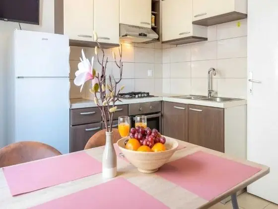 Apart Daire (Two Bedroom Apartment with Balcony)