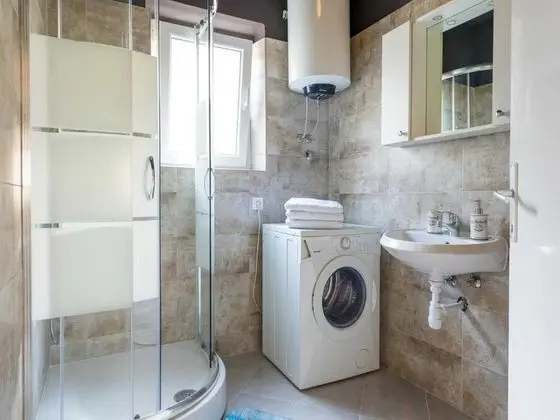 Apart Daire (Two Bedroom Apartment with Balcony)