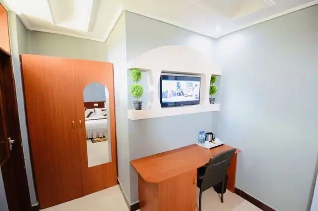 Deluxe Tek Büyük veya İki Ayrı Yataklı Oda