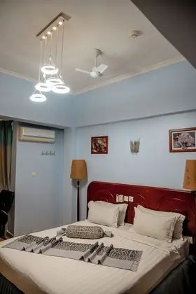 Standard Oda, 1 En Büyük (King) Boy Yatak, Özel Banyo, Şehir Manzaralı