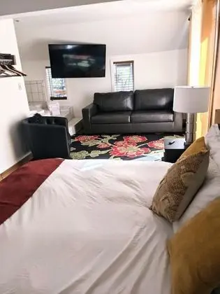 Honeymoon Stüdyo, Dağ Manzaralı, Dağ Yamacı