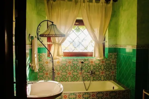 Tek Büyük Yataklı Oda, Bahçe Manzaralı