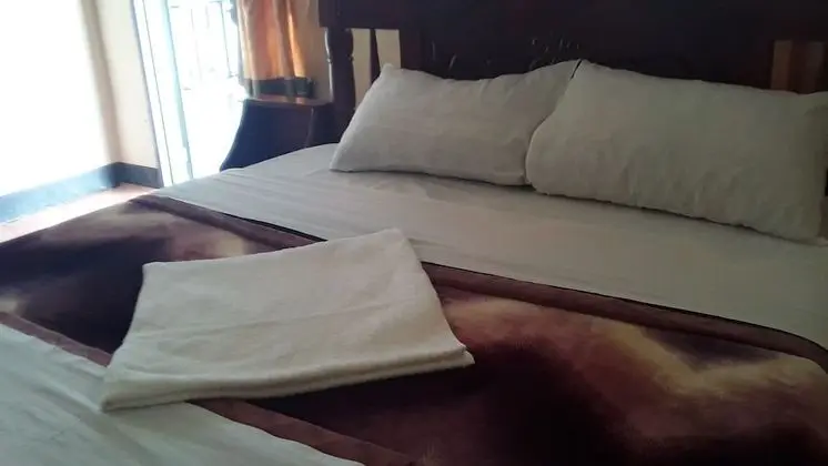 Tek Büyük Yataklı Oda, Bahçe Manzaralı