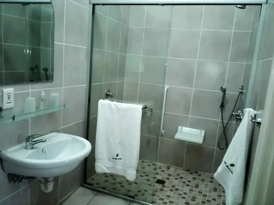 Tek Büyük Yataklı Oda, 1 En Büyük (King) Boy Yatak, Engellilere Uygun, Banyolu/Duşlu