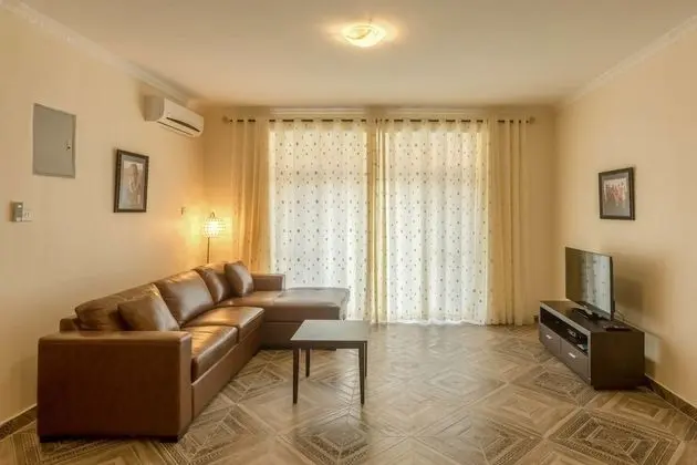 Luxury Süit, 1 Yatak Odası, Küçük Mutfak, Havuz Manzaralı
