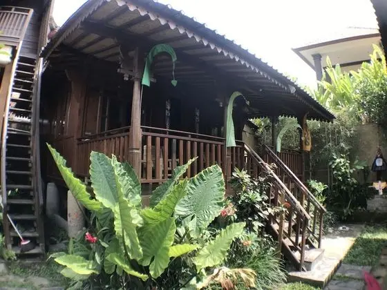 8-Bed Mixed Dormitory