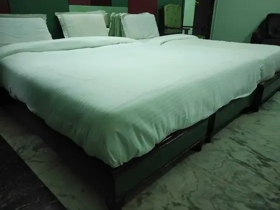 Üç Kişilik Oda