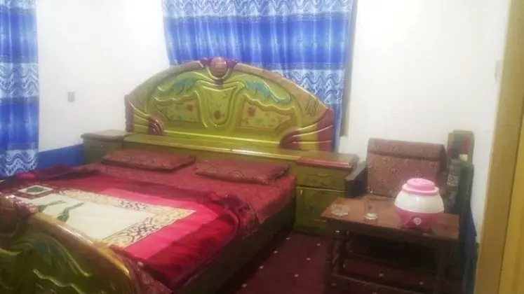 Basic Tek Büyük Yataklı Oda
