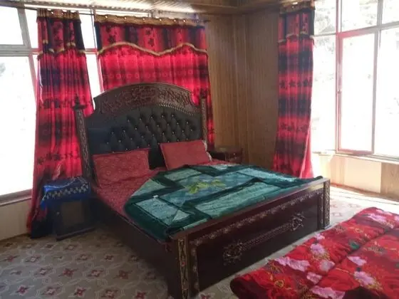 Family Dört Kişilik Oda