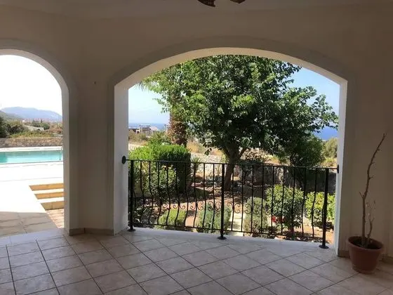 Villa, 4 Yatak Odası, Kişiye Özel Havuzlu