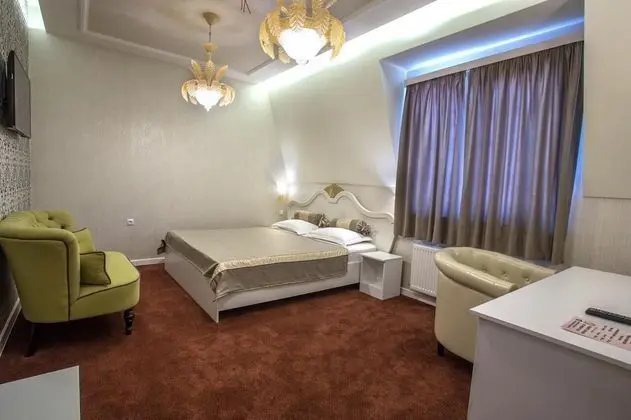 Deluxe Tek Büyük Yataklı Oda