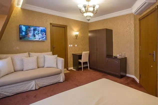 Deluxe Tek Büyük Yataklı Oda