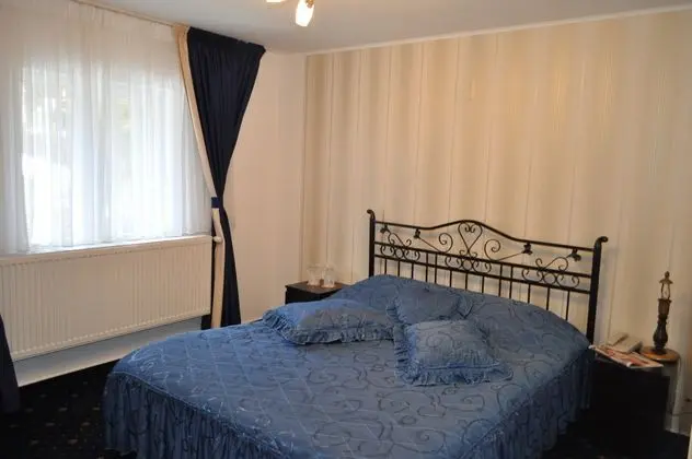 Çift ​​kişilik Standard
