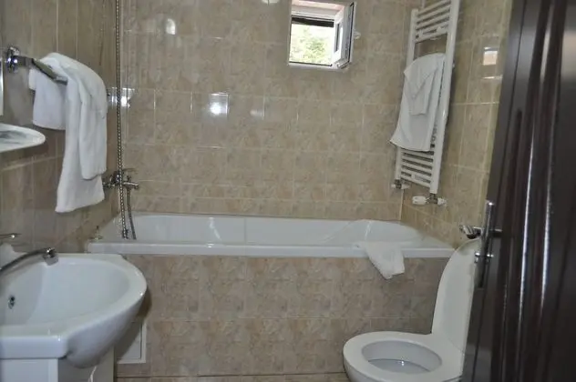 Üçlü Standard