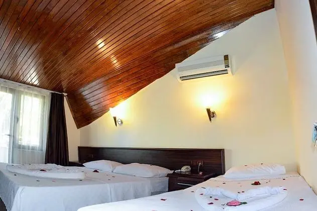 Standart 1 Çift Kişilik Yatak