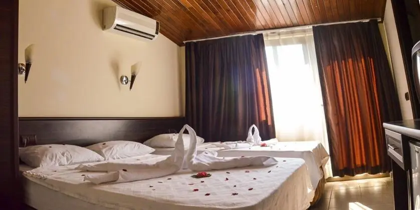 Çift Kişilik, Şehir Manzaralı