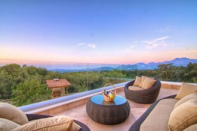 Villa, 3 Yatak Odası, Kişiye Özel Havuzlu