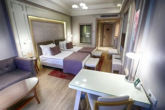 Deluxe İki Yataklı Oda