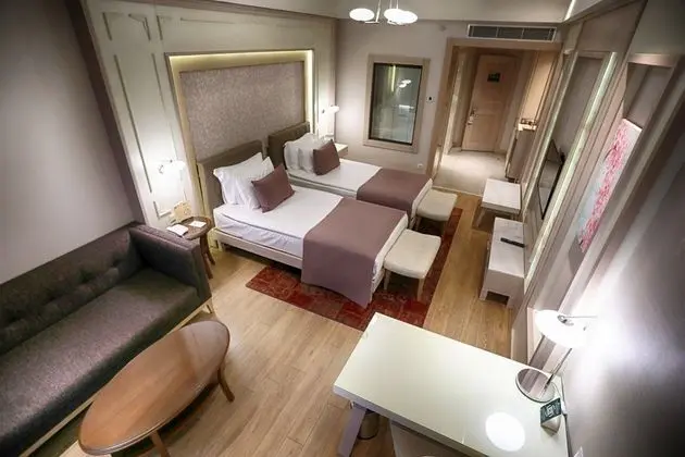 Deluxe İki Yataklı Oda