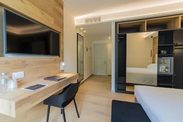 Superior Tek Büyük veya İki Ayrı Yataklı Oda